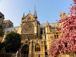 Paris Awaits: Your Comprehensive Travel Guide to Iconic Landmarks, Cuisine, and Local Experiences